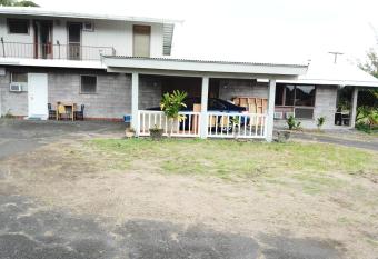 Rainbow Ohana allows 18 year olds to book a room