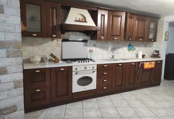 La Ginestra has Balcony rooms