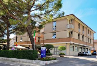 Hotel Frate Sole has Balcony rooms