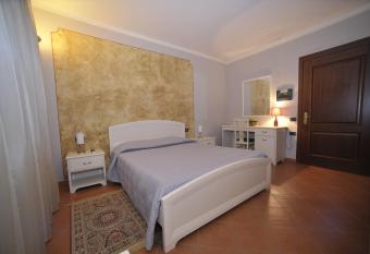 Hotel Ristorante Borgovecchio has Balcony rooms