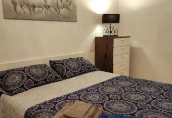 Mi casa es su casa has Balcony rooms