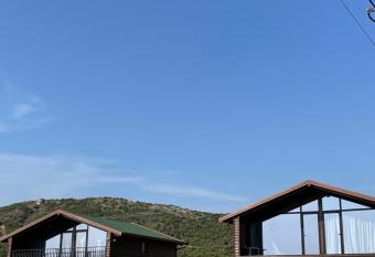 Posh villa 2 has Balcony rooms