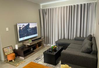 Eazy Apartment by Mall of Africa has rooms with a private hot tub