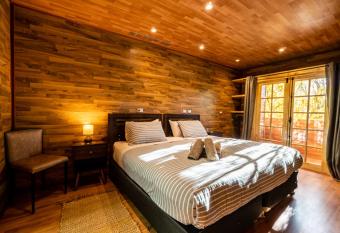Foresta Atacama Lodge has Balcony rooms