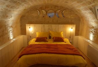 Gite  has Balcony rooms