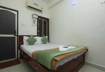 Zidan Residency allows 18 year olds to book a room
