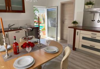 Ferienhaus Evelina has Balcony rooms