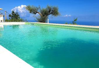 Villa Kir   has Balcony rooms