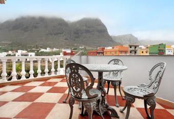   tico Andrea has Balcony rooms