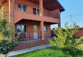 Casa Valentin has Balcony rooms