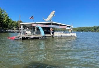 Hickory Hill Resort Kentucky Lake has Balcony rooms