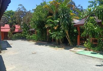 Pina House has Balcony rooms