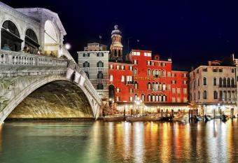 Hotel Rialto allows 18 year olds to book a room