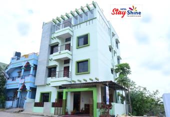 Hotel Stay Shine has Smoking rooms