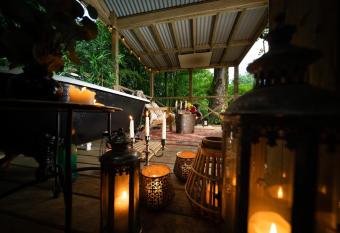 Shepherd s Rest Luxurious Hideaway has Balcony rooms