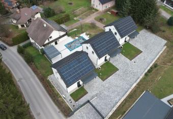 Sobe in apartmaji Bama has Balcony rooms