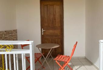 Tranquillit   Vert has Balcony rooms