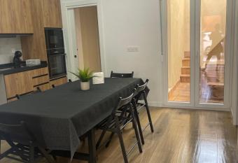 APARTAMENTO EN PLANTA BAJA LUIS VIVES wifi has Balcony rooms