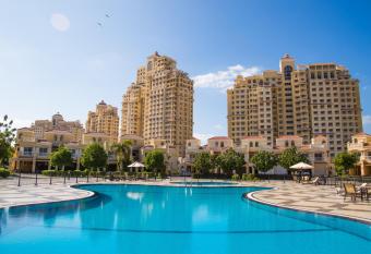 Hala Holiday Homes - Al Hamra Village, RAK has Balcony rooms