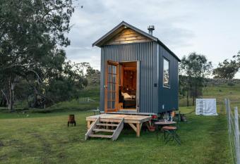 Stargazer allows 18 year olds to book a room