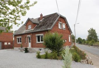 Le Mont  buis has Balcony rooms