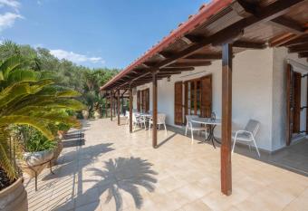 House of Dimitra has Balcony rooms