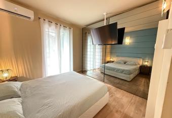 Appartamento in citt   con Giardino e Piscina privati - FREE Parking allows 18 year olds to book a room