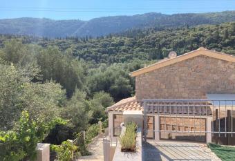 Lavender Villas Agios Nikitas , Lefkada allows 18 year olds to book a room