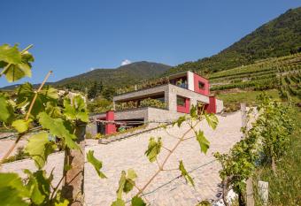 Nebbiolo Wine B&B allows 18 year olds to book a room