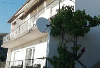 Lorena has Balcony rooms