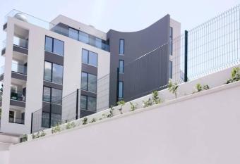 Kaja Home has Balcony rooms