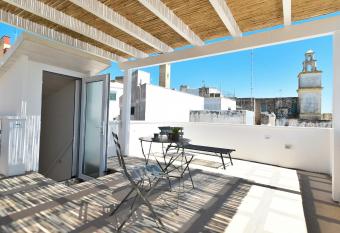 Les Maisons Casetta del Vico by Rentbeat has Balcony rooms