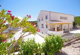 Apartments Silva has Balcony rooms