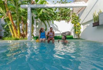 Hostel Oryx Valladolid allows 18 year olds to book a room