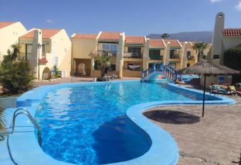 One bedroom appartement at Costa Adeje 800 m away from the beach with sea view shared pool and furnished balcony has Balcony rooms