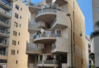 Chilling in Netanya has Balcony rooms