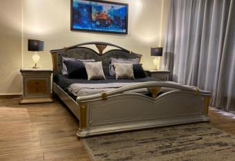 Studio Apartment, Bahria Town has Balcony rooms