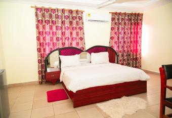 Hills Haven Hotel has Balcony rooms