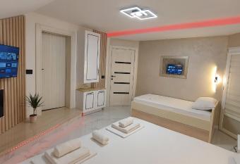 Pansion Eden has Balcony rooms