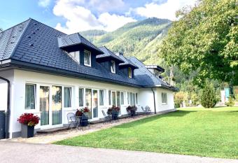 Obstgarten G  stehaus has Balcony rooms