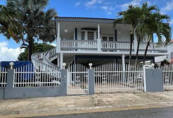 Mayaguez Spacious 3 bedroom villa has Balcony rooms