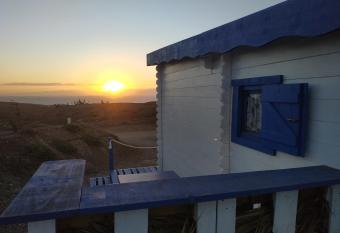 Casita del Volcan allows 18 year olds to book a room