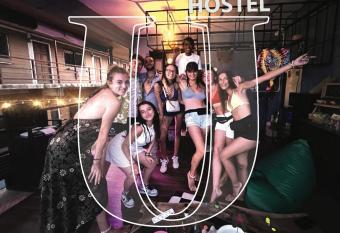 U Hostel Haad Rin allows 18 year olds to book a room
