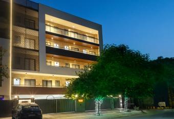 Perch Service Apartment DLF Cyber City has Balcony rooms