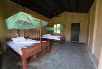 Namaste Bardiya Resort has Balcony rooms