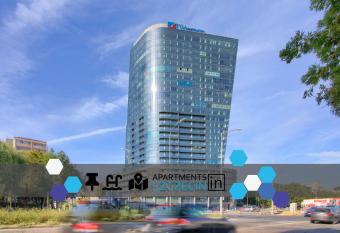 Apartments in - Hanza Tower - Sauna & Pool allows 18 year olds to book a room