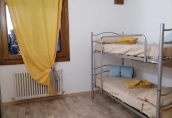 B&B Picchio allows 18 year olds to book a room