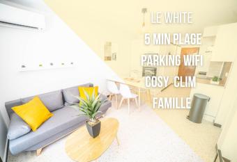 LE WHITE - CLIM PARKING WIFI 5min PLAGE NEUF 6MAX -CoH  teConciergerie has Balcony rooms