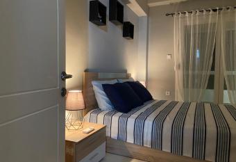 415 Guest House has Balcony rooms