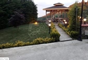 abdurah  m gunes home s has Smoking/Balcony rooms